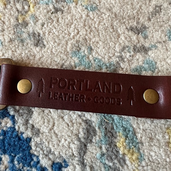 NEW 💙 PLG Cognac Mini Envelope Wallet & Large Keychain Bundle 💙 - Picture 9 of 12